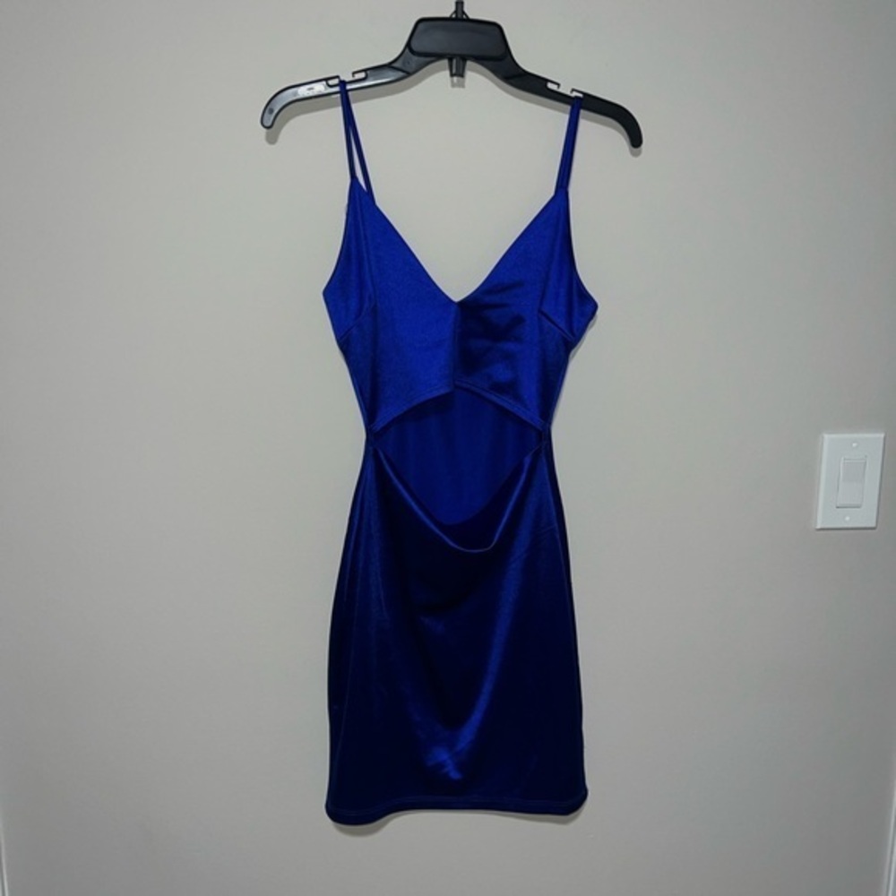 Windsor Royal Blue Satin Shiny Mini Royal blue dress with middle cut out Medium
